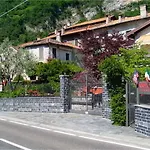 - Foresteria - Frontelago Bed & Breakfast Mandello del Lario