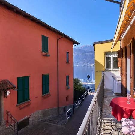 - Foresteria - Frontelago マンデッロ・デル・ラーリオ