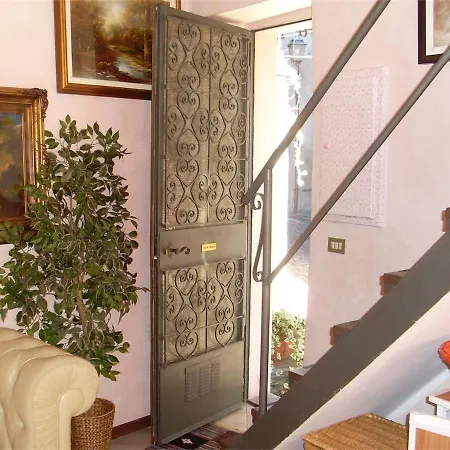 - Foresteria - Frontelago Bed & Breakfast