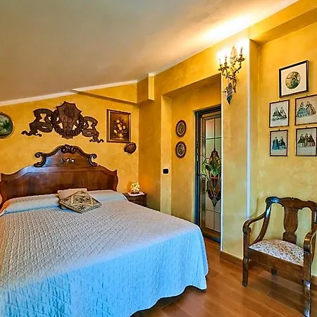 Bed and Breakfast - Foresteria - Frontelago 4*