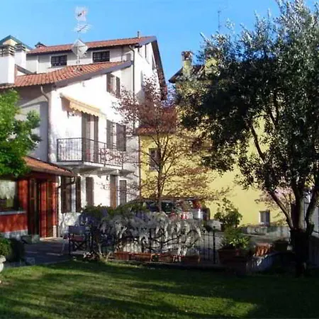 Frühstückspension - Foresteria - Frontelago 2*