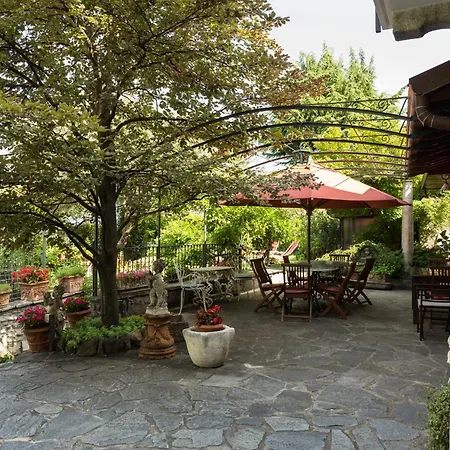 - Foresteria - Frontelago Nocleg ze śniadaniem