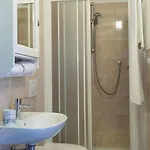 - Foresteria - Frontelago 4* Mandello del Lario