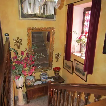 - Foresteria - Frontelago Couette-café