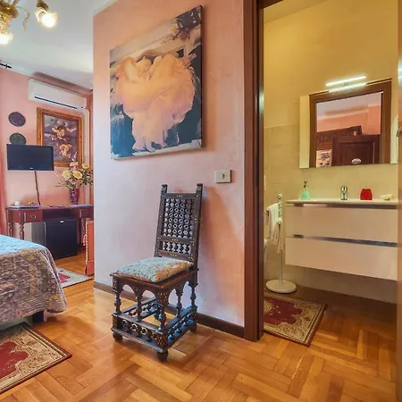 Bed and Breakfast - Foresteria - Frontelago 4*