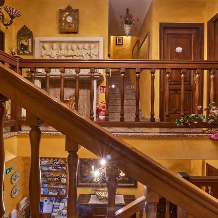 Bed & Breakfast - Foresteria - Frontelago 2*
