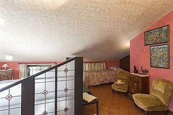 - Foresteria - Frontelago Couette-café Mandello del Lario