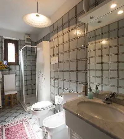 - Foresteria - Frontelago Couette-café 4*