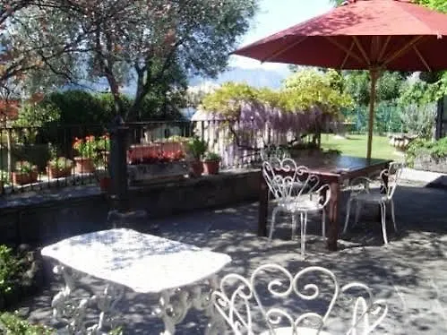 - Foresteria - Frontelago Nocleg ze śniadaniem Mandello del Lario